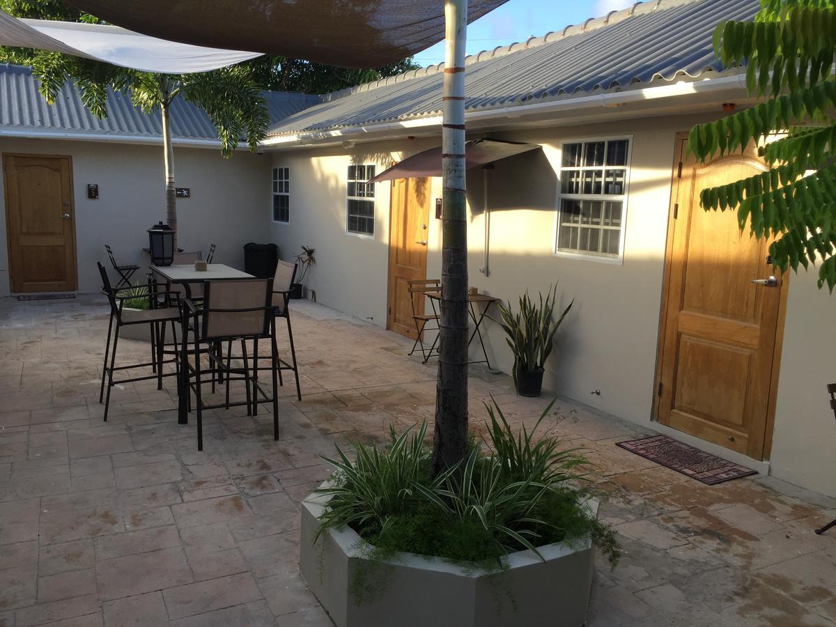 The Pier Beach Inn & Suites Willemstad Exterior foto